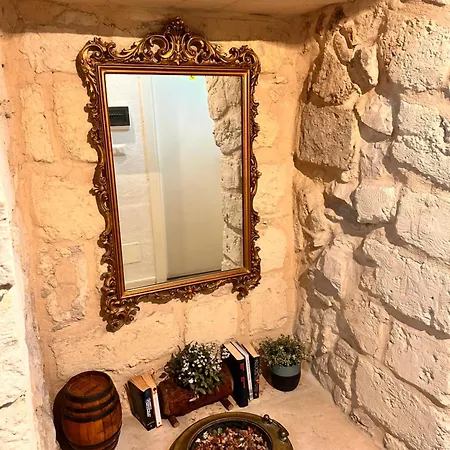 Sister Residence Rooms Bed & Breakfast 3*