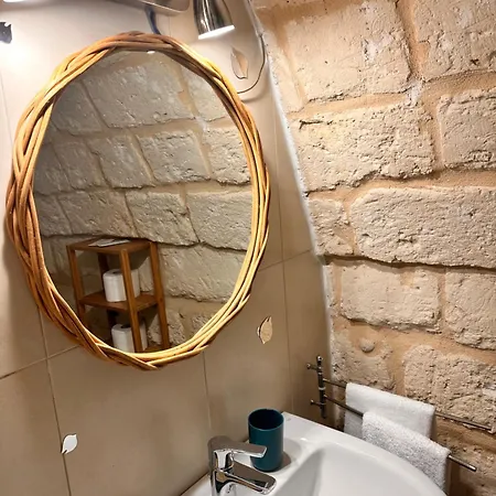 Sister לינה וארוחת בוקר