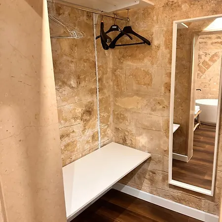 Sister לינה וארוחת בוקר בארי